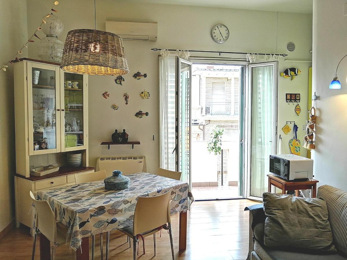 Studio Via Matteotti Rapallo Bagian luar foto